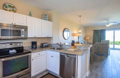 Duck Key Villa | Spacious 3BR Villa in Duck Key | Fishing + Pools