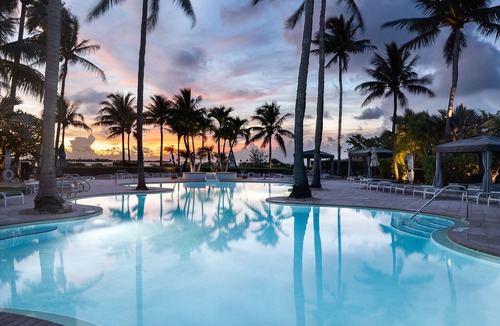 Duck Key Villa | Spacious 3BR Villa in Duck Key | Fishing + Pools