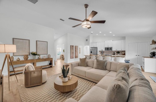 Port Saint Lucie House | Spacious 4-bedroom house, mini-putt, pool & wood oven
