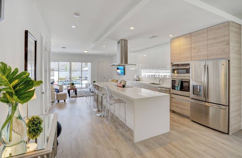 Coral Way House | Spacious 4-bedroom house in marvelous Miami + Pool