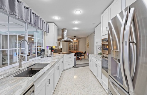 Caloosahatchee House | Spacious 4-bedroom POOL home: Quick gulf access by boat. Best Sunsets in SW FL!