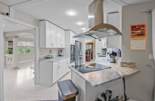 Caloosahatchee House | Spacious 4-bedroom POOL home: Quick gulf access by boat. Best Sunsets in SW FL!