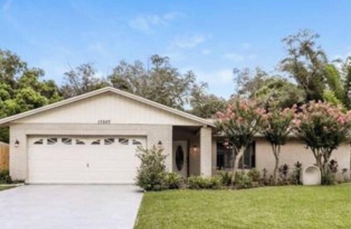 Bearss Plaza House | Spacious 4-bedroom townhome in fantastic Lutz with AC