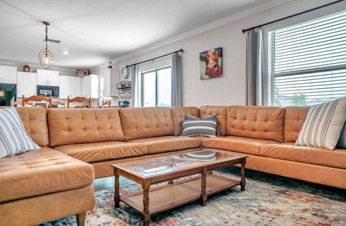 Elfers House | Spacious 5-bedroom retreat in delightful New Port Richey