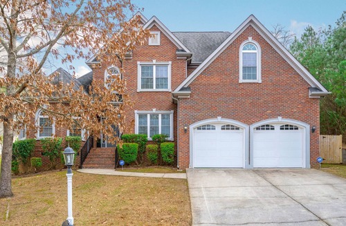 Graysville House | Spacious 5-bedroom house in nice and quiet Chattanooga neighborhood