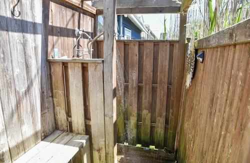 Ocean Beach House | Spacious 5-bedroom house with central air on Fire Island’s wonderful Ocean Beach
