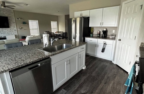 Winter Haven House | Spacious 5-bedroom house in lovely Winter Haven with a stunning lake view.
