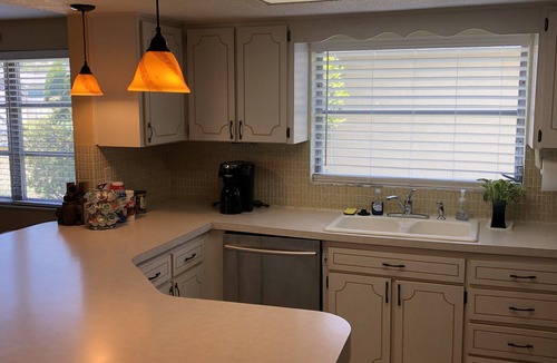 Regency Park House | Spacious and Cozy Neighborhood Home