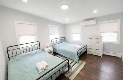 Long Branch House | Spacious Beach House for 12 - 10-Min Walk to Beach - Family-Friendly Coastal Retreat