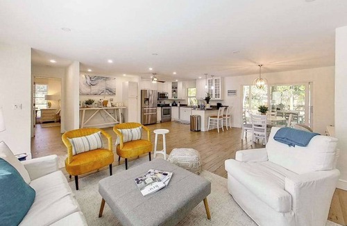 Central Naples House | Spacious & beautiful home with fast WiFi, central AC, patio, and W/D