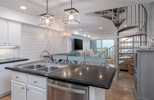 Pensacola Beach Condo | Spacious condo with sleeping loft - Sleeps 10 on Pensacola Bay - San Deluna 29