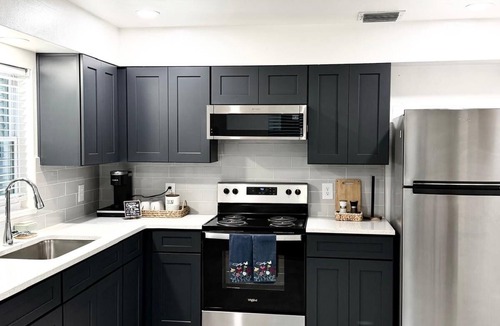 South Apopka House | Spacious Cozy 2-bedroom house in charming Apopka