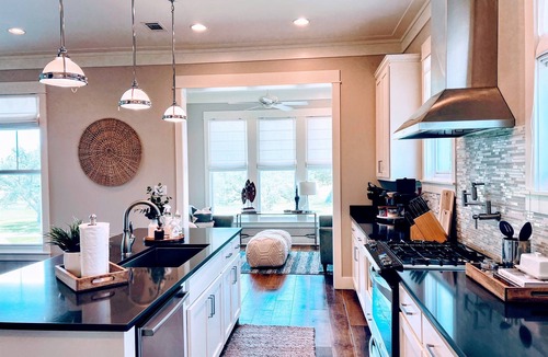 Ocean Springs House | Spacious East Beach Family Retreat