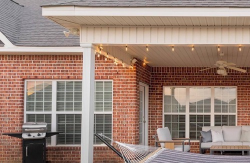 Warner Robins House | Spacious Family Home | 4BR | Fenced Yard | WR