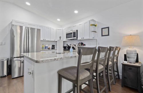 Brooksville House | Spacious Getaway Near FL Attractions, Plunge Pool, Game Room, Firepit, BBQ, Pet-Friendly & Sleeps 10