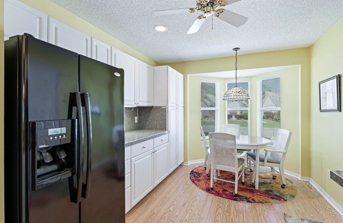 The Villages House | Spacious Home in Palo Alto Village – Golf Cart, Lanai & Prime Villages Location