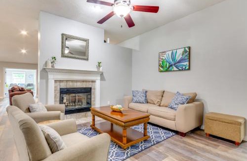 North Northwest Pensacola House | Spacious Home w/Sunroom, 15 Mi to Pensacola!