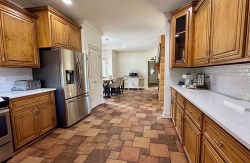 Warner Robins House | Spacious house with 4-bedroom 3 Bath 7 beds . Pool + fitness room + Game Room