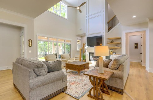 Milledgeville House | Spacious Lake Sinclair Vacation Rental w/Dock!