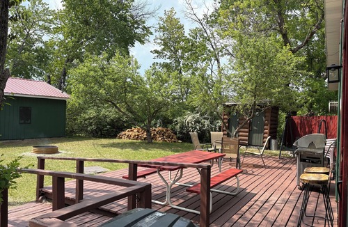 Mio House | Spacious Mio Cabin - Sleeps 20+ - Game Room - Near AuSable River & ORV Trails