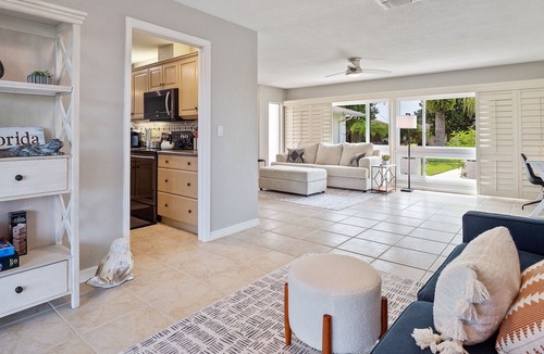 Palm Harbor House | Spacious & Serene, Boat-Friendly Home on Canal!