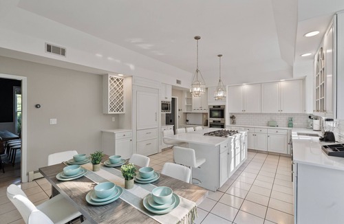 Monroe House | Spacious Smart Home Retreat on 14 Acres of Nature
