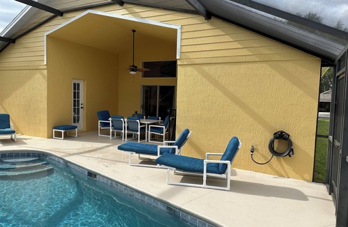 Orange Tree Villa | Spacious villa with 5 bedrooms pool, spa and WiFi, AC in peaceful Clermont