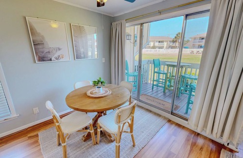 Holiday Isle Condo | SPC 1034 is a Pet Friendly 1 BR with Free Beach Service for 2!
