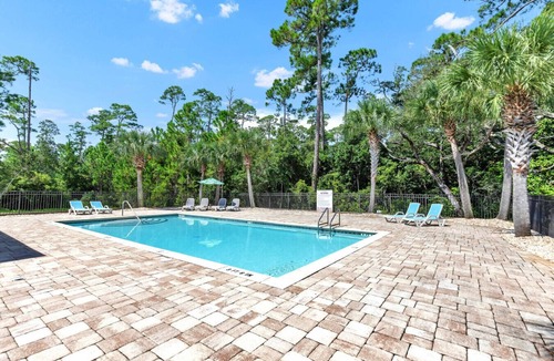 Navarre Villa | Splash, Paddle & Play - Getaway w/fun amenities only 5 miles to the Beach