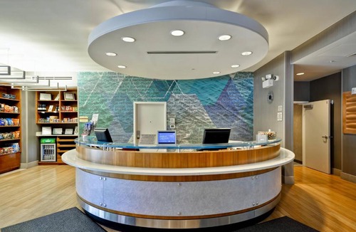 Tallahassee Hotel | SpringHill Suites Tallahassee Central