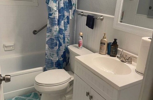 Walsingham House | St.Petersburg/Seminole/Largo Home w/pool, 6mns to beach/fishing/golfing/parks.