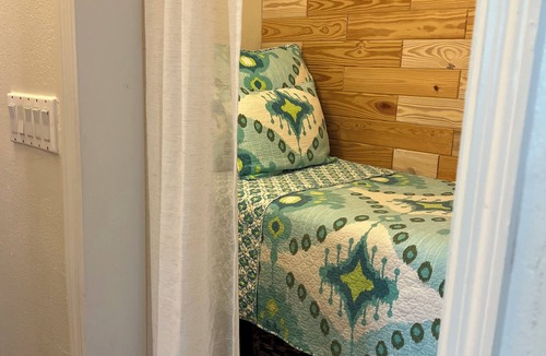 Everglades City Cottage | Stay In Our 10,000 Island Guest Suite For A Special Everglades Retreat