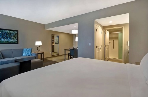 Florida Central Atlantic Coast Hotel | Stay, Relax, and Explore! 2 Spacious Units, Free Breakfast, Full Kitchen, Pool!