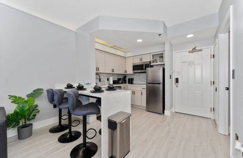 Florida Central Atlantic Coast Villa | StaySky Suite Near Universal – Pool & Parking