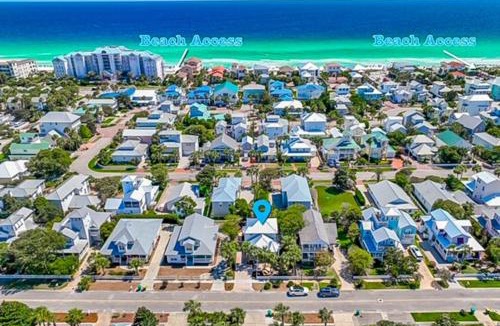 Clipper Cove House | Steps to beach & community pool dog-friendly great location