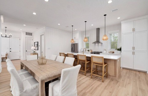 Treetop House | Steps to Community Pool & Seacrest! 4 Bikes Included, Beach Tram! Pet Friendly