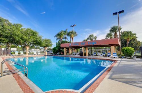 Vista del Lago House | Steps to Pool: Winter Garden House w/Lanai!