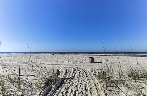 Sunnyside House | Steps to Shore! PCB Resort Condo w/Balcony