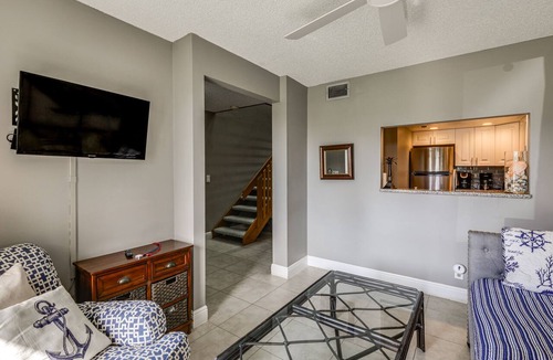 Palm Beach Shores Condo | Steps to the Beach on Singer Island