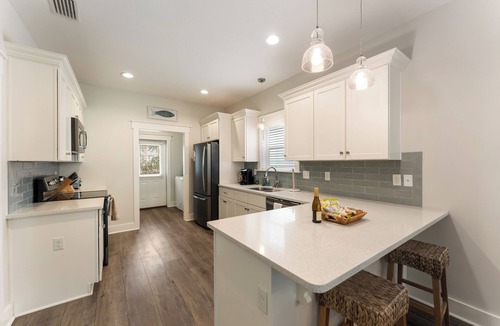 Mexico Beach House | Steps to the Beach and Shops | Pet Friendly