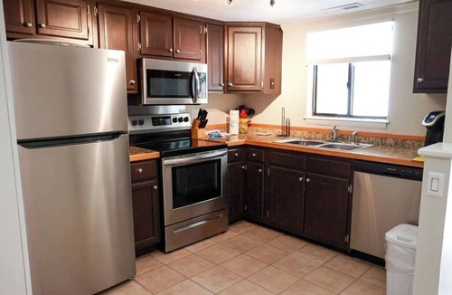 Folly Field Condo | Stone's Throw #20 Hilton Head Island. Walk to the beach! Folly Beach villa.