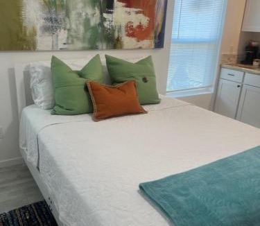 Largo House | Studio Near Beach