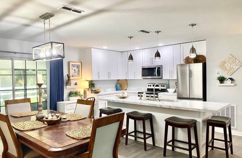 Dunnellon House | Stunning 3bd/2ba-Rainbow River Across the Street!