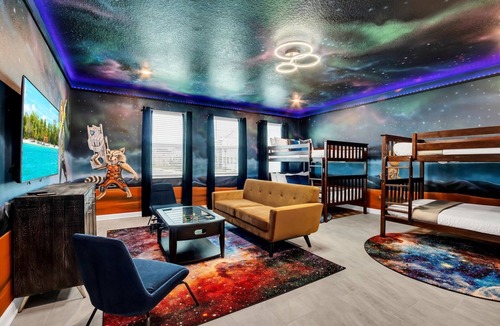Kissimmee Resort | Stunning 7BR Resort - Pool Home - 13 Min Disney