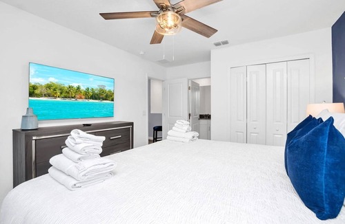 Kissimmee Resort | Stunning 7BR Resort - Pool Home - 13 Min Disney
