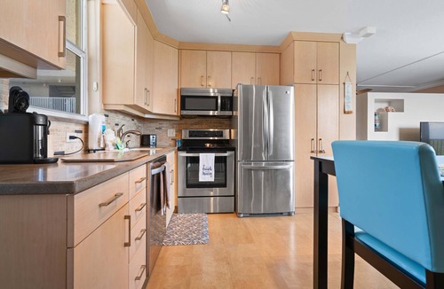 Bonita Springs Condo | Stunning Bay Views Steps From The Ocean 5903