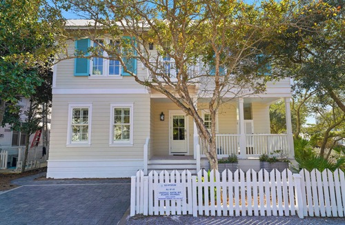 Seaside House | Stunning Gulf views Directly Across from the Beach in Seaside + 2 Adult Bikes