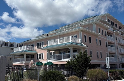 Wildwood Crest Condo | Stunning Oceanfront Condo. 4BR, + Den, Beach Views ALL Windows, 2200sqft 2 enjoy