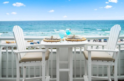 Gulf District Condo | Stunning Retreat Steps from Beach Walkover, Pool, and Beach Club
