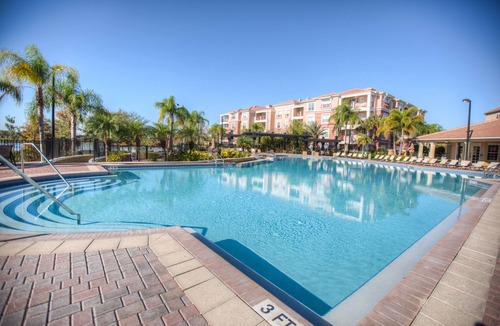Florida Central Atlantic Coast House | Stunning tri-level townhome at Vista Cay Resort *close to supermarket*